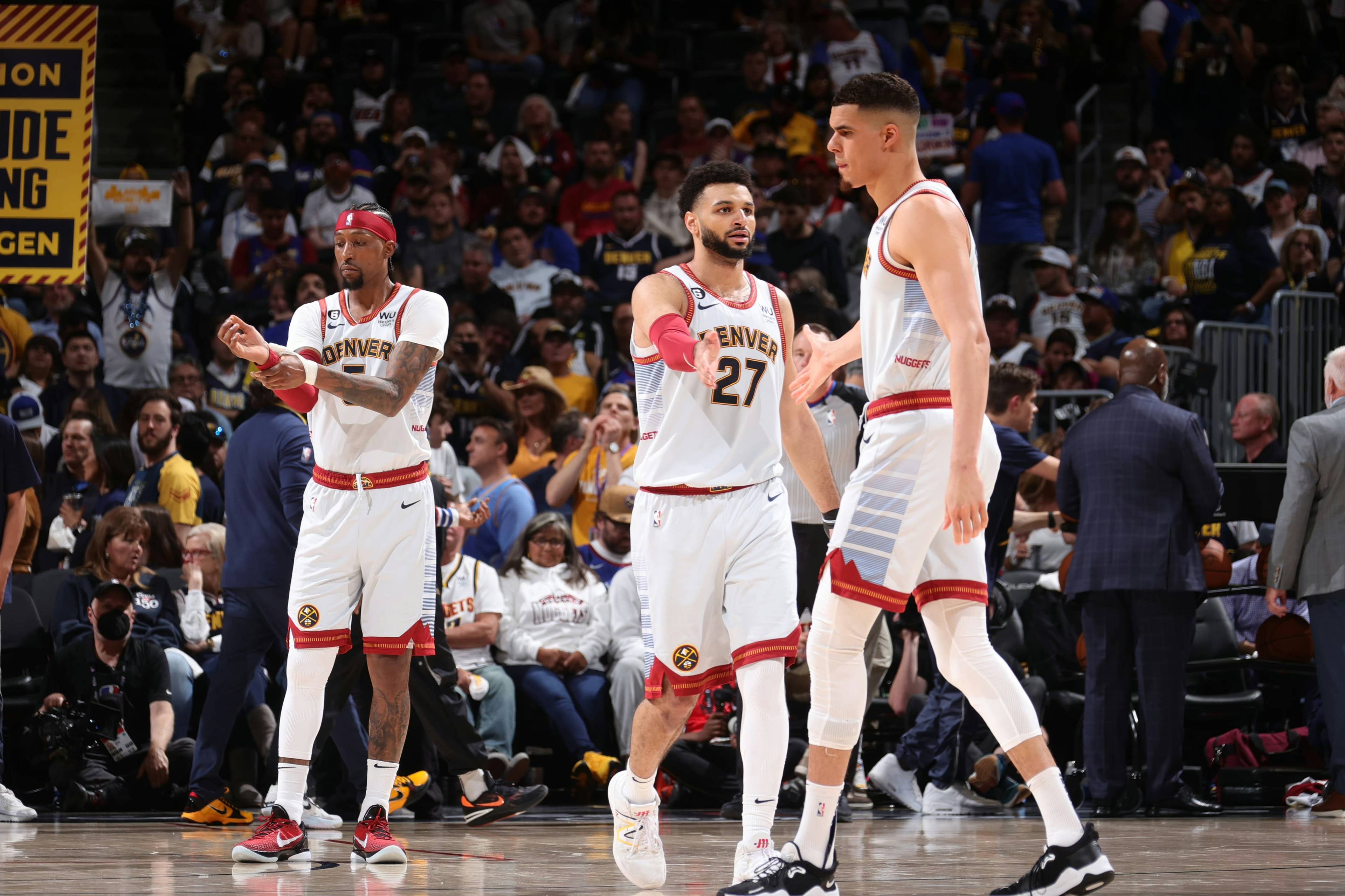 完成出场仪 完成出场仪